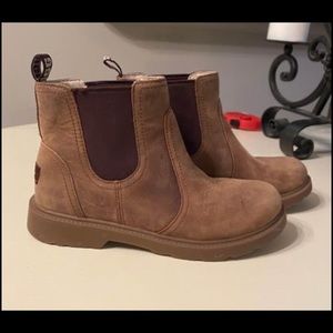 Kids UGGS Size 3, Bolden Weather Boot in Chestnut; Good Used Condition